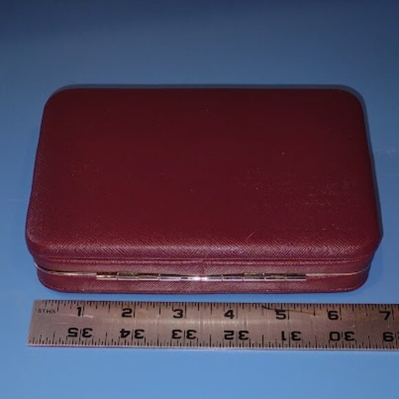 DOTERRA ESSENTIAL OILS CASE HOLDS 6 VIALS WITH 3 CARD SLOTS - Picture 4 of 9